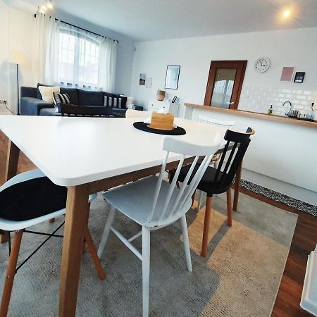 Apartman Linda - Velka Lomnica Eksteriør billede