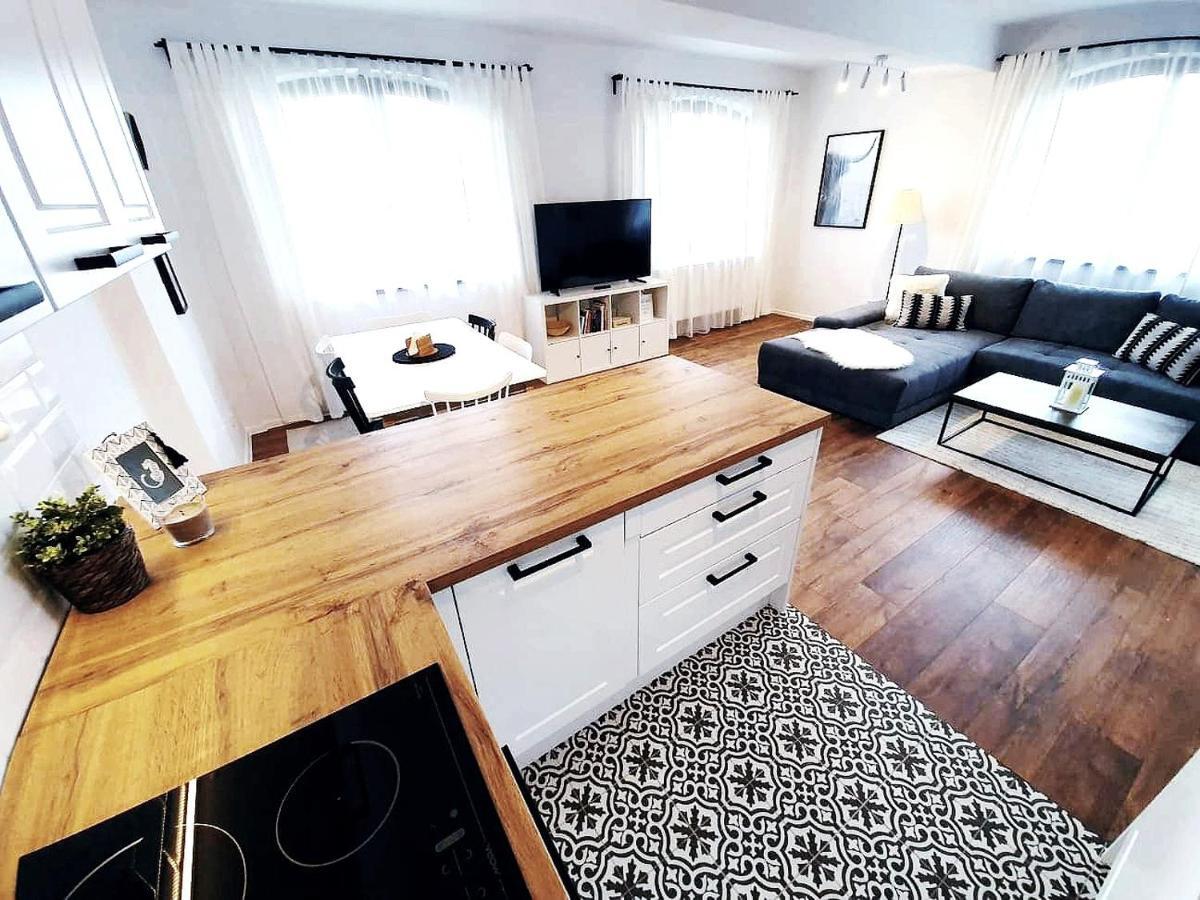 Apartman Linda - Velka Lomnica Eksteriør billede